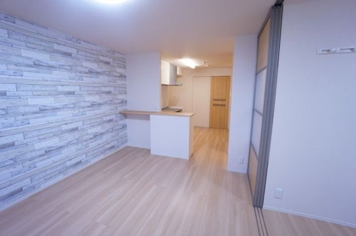 新潟県新潟市北区木崎(アパート)の賃貸物件の居間