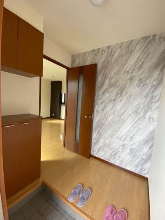 グリーンハウス B棟の玄関