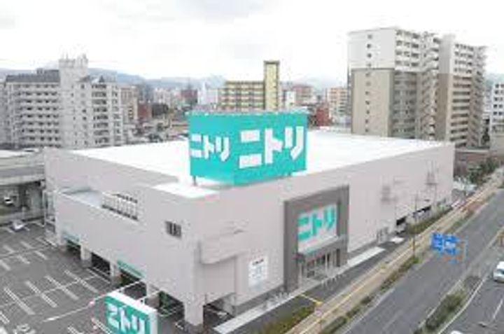 ドレスローズの周辺