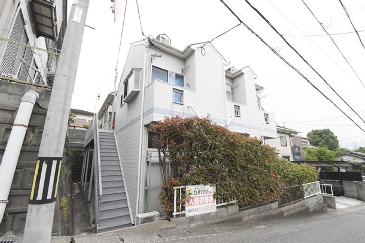 ソフィ21緑ヶ丘の外観