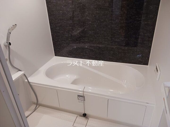グレビレアIの風呂
