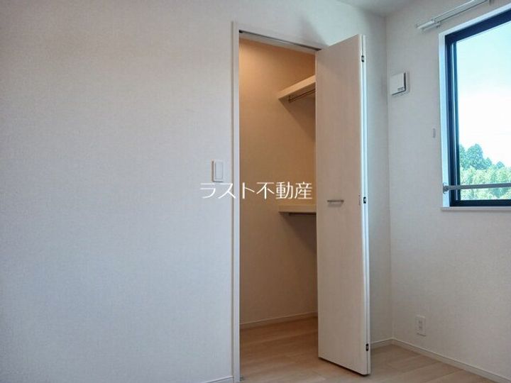 グレビレアIの内装