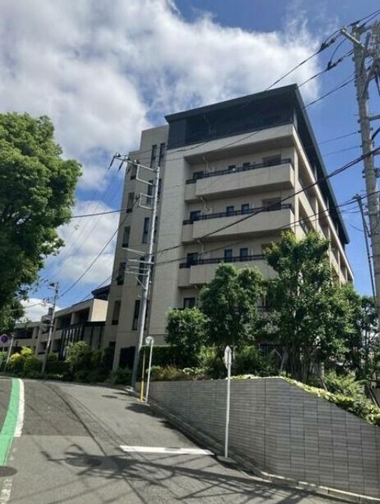 ジェイグランディア日吉の外観