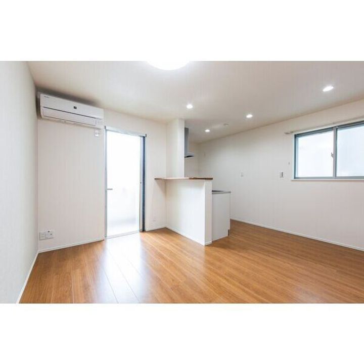 Asty名駅西の居間