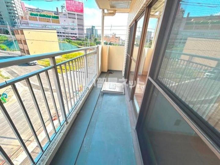 入間市駅前第二ビルの内装