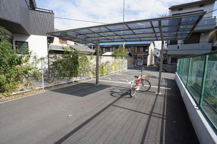 メゾンド・ギャルソンIの地図