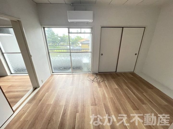 徳島県徳島市津田町4(マンション)の賃貸物件の居間