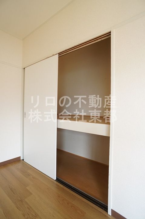 猪方ハウスの内装