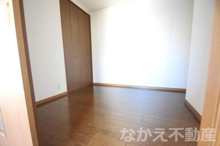 徳島県小松島市立江町字南田頭(アパート)の賃貸物件の居間