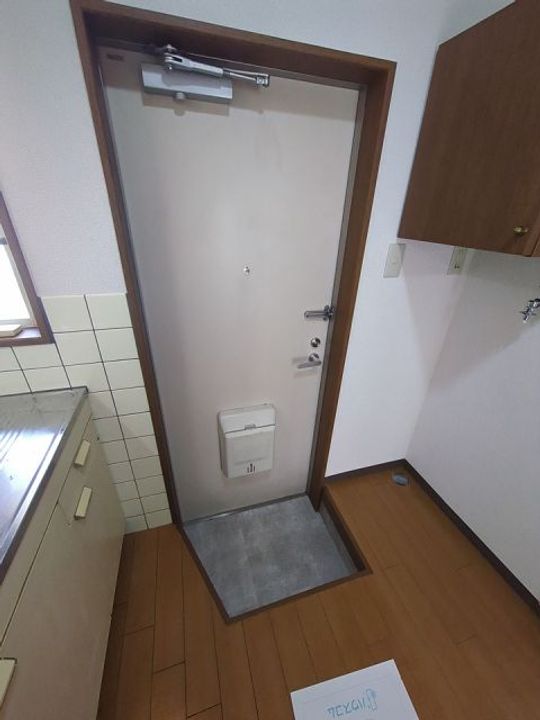 ハイツアティック Bの玄関