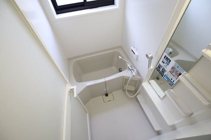 グランドゥールマルナカ 1号棟の風呂