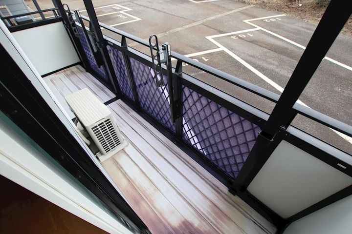 グランドゥールマルナカ 1号棟の内装