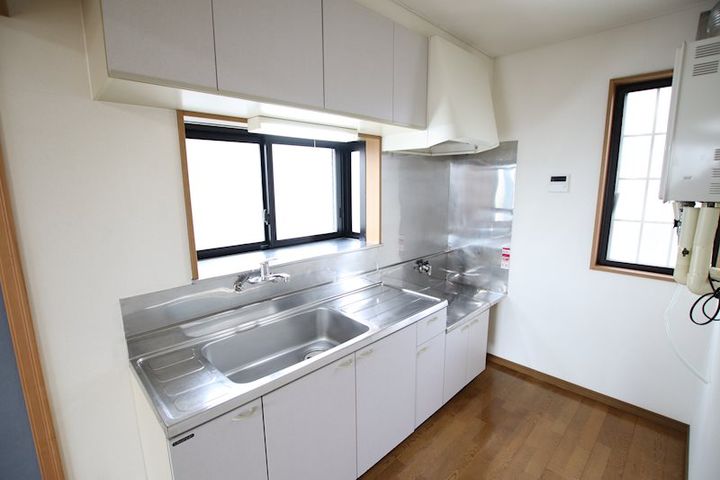 グランドゥールマルナカ 1号棟のキッチン