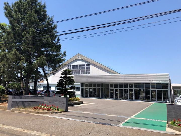 グランドゥールマルナカ 1号棟の周辺