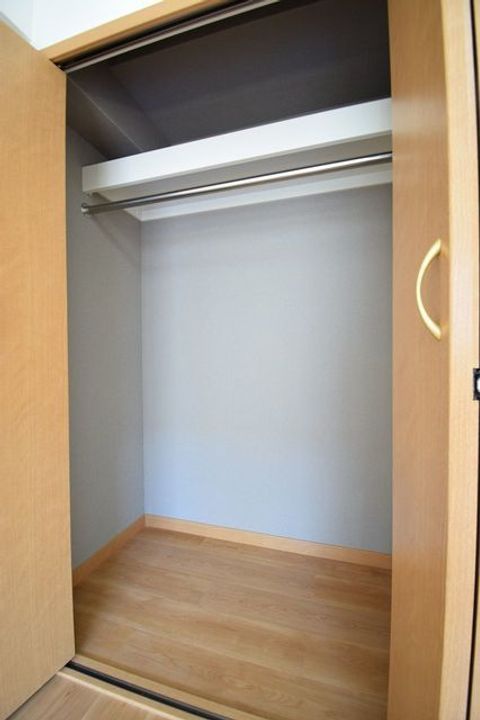 M CHATELET IZUMI CHUOの内装