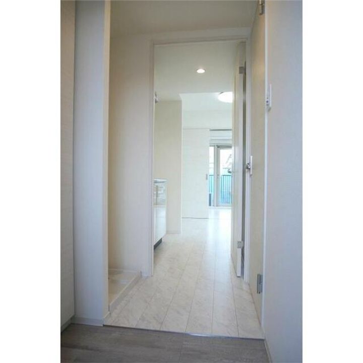 ラフィスタ鷺沼 北棟の玄関