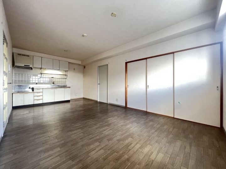 千葉県千葉市稲毛区小中台町(マンション)の賃貸物件の居間