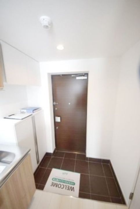 コルティーレ上北沢の玄関