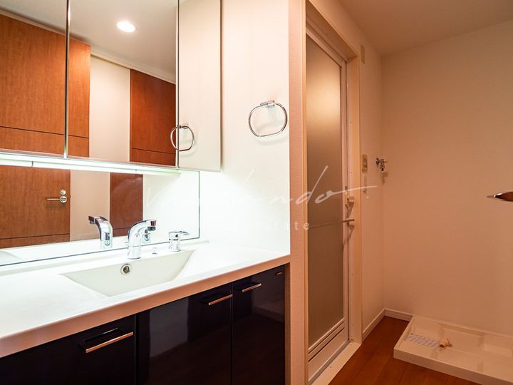 ロイヤルパークスタワー南千住の内装