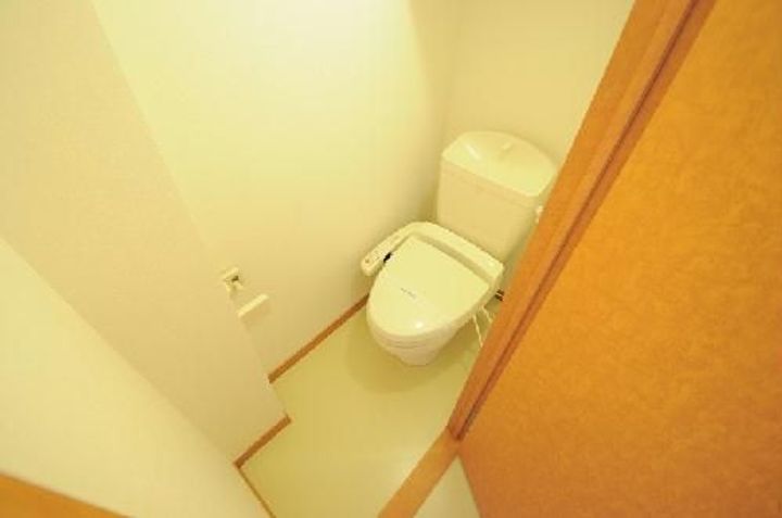 レオパレスエムズの居間