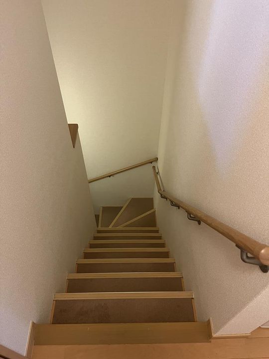 レオネクスト桑の玄関