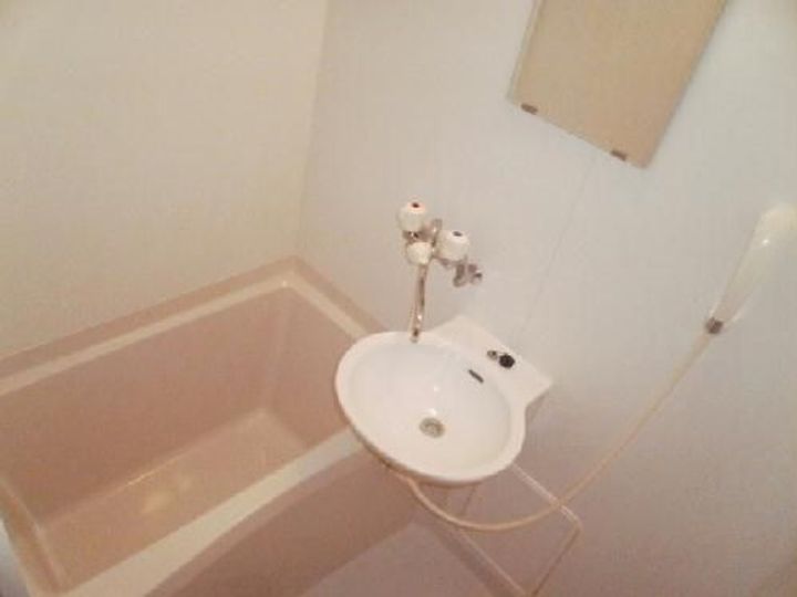 レオパレスグランボヌールの風呂