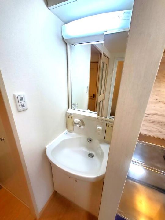 クレスト連坊の内装