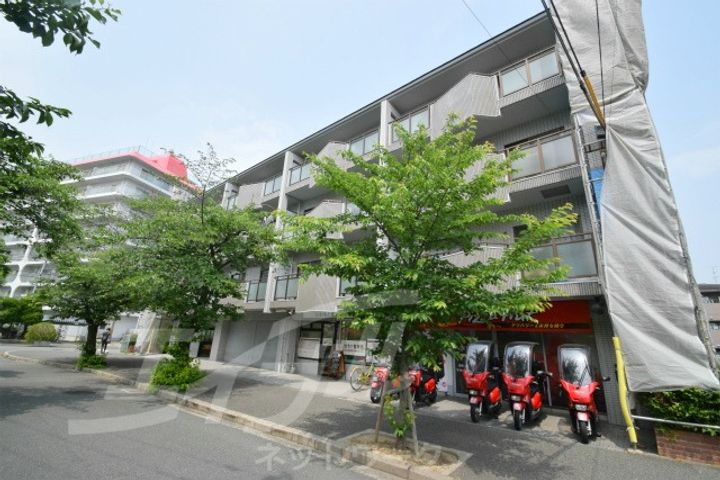 セントラル山田南の外観