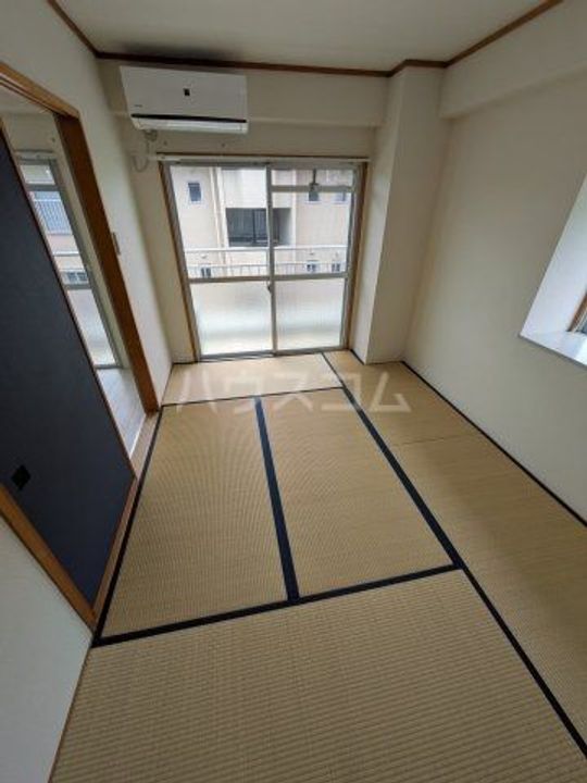 セジュールの内装
