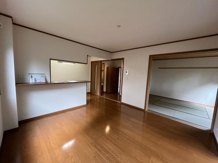 ハイツ木洩れ日の居間