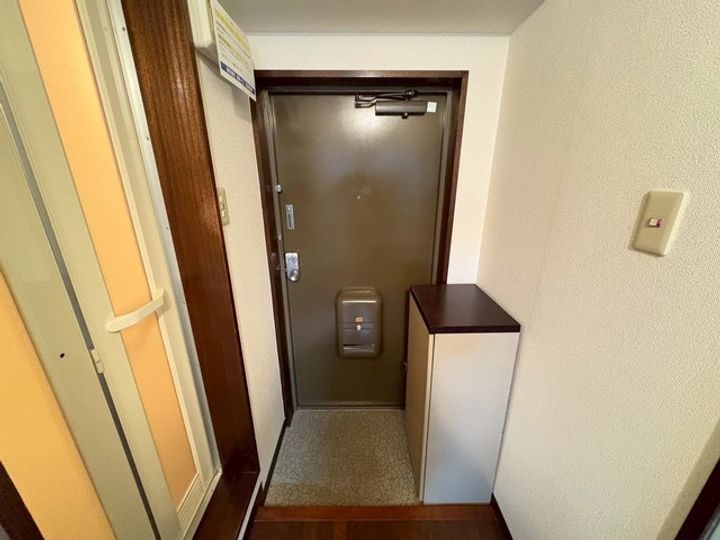 LS舟入本町の玄関