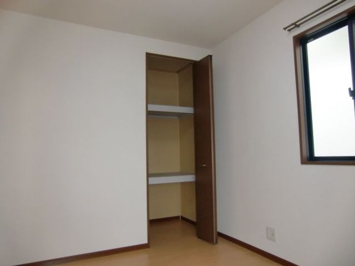 ルミエール・リバー IIの内装