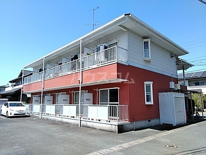 ラフォーレ半田の外観