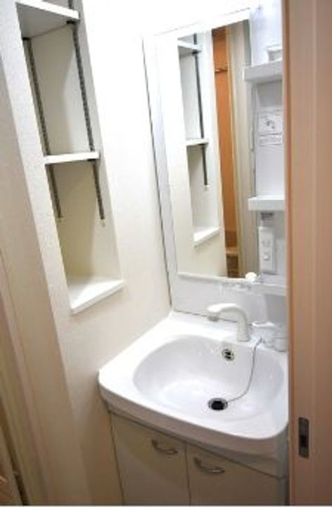 広島県福山市引野町1丁目の賃貸マンションの内装