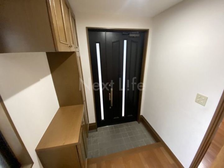 神奈川県横浜市港北区樽町4(一戸建)の賃貸物件の玄関