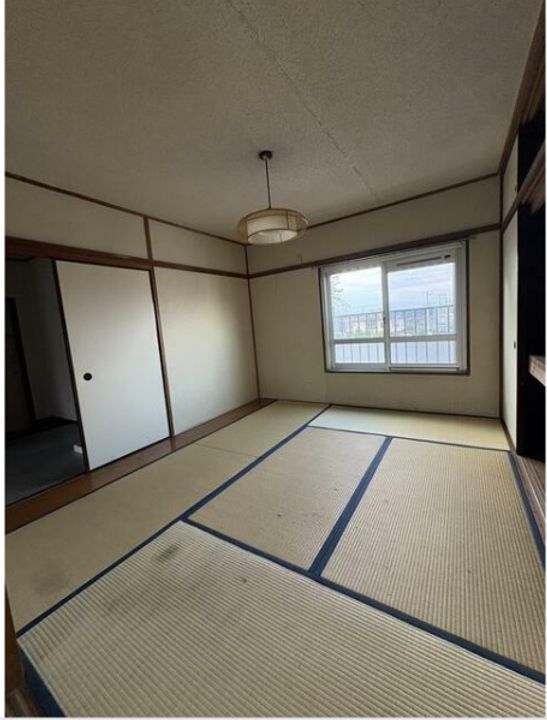 西小中台団地の内装