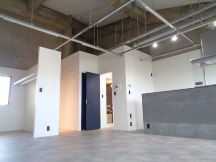 滋賀県栗東市霊仙寺1(マンション)の賃貸物件の居間