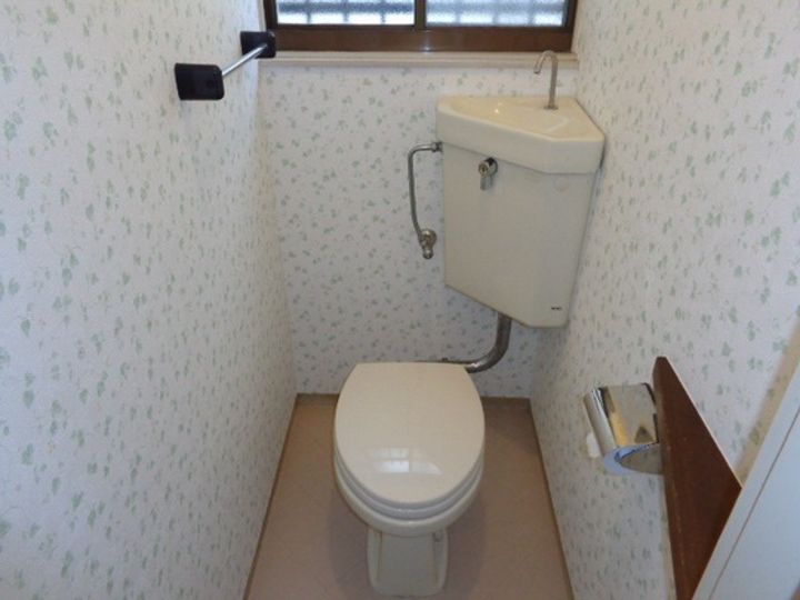 広島県広島市安佐南区緑井8(一戸建)の賃貸物件の内装