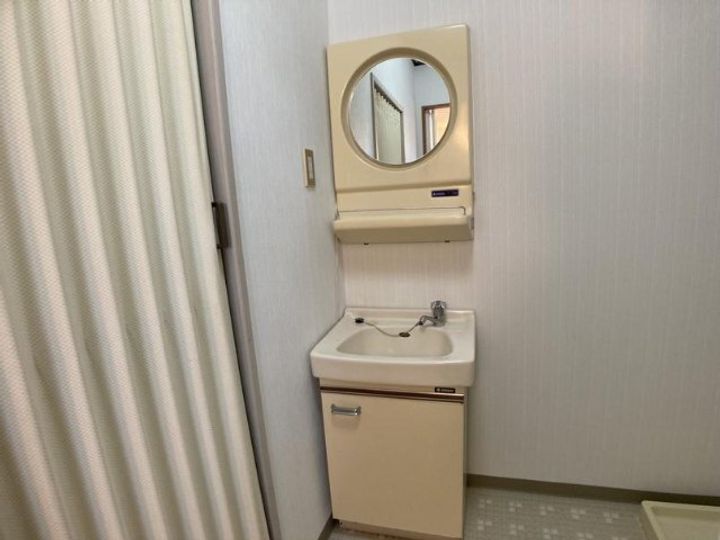 白雲コーポの内装