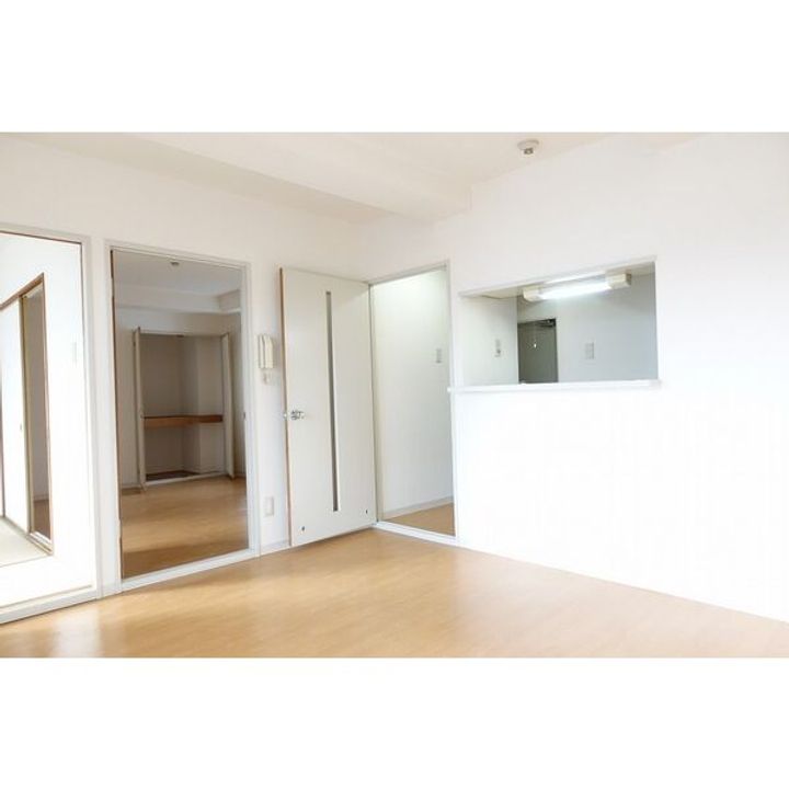 北海道札幌市北区北二十六条西14(マンション)の賃貸物件の居間