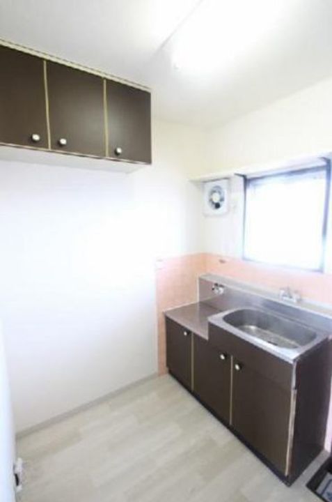 ラ・ヴィータ西市のキッチン