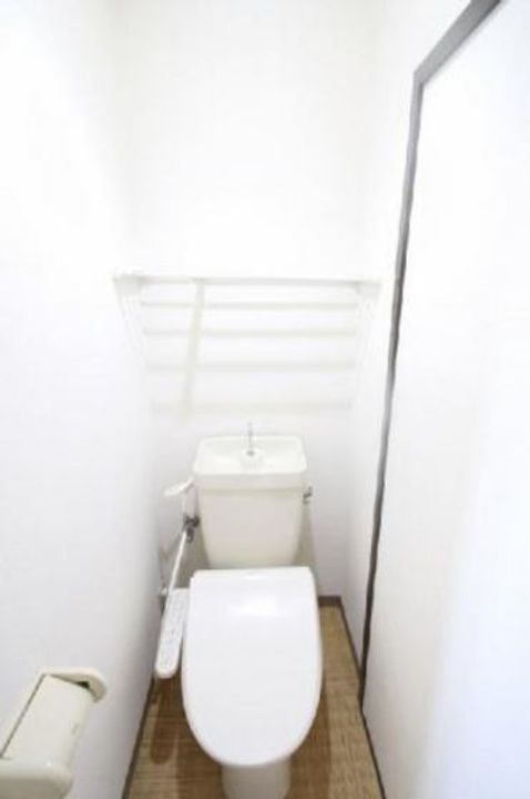 ラ・ヴィータ西市の内装