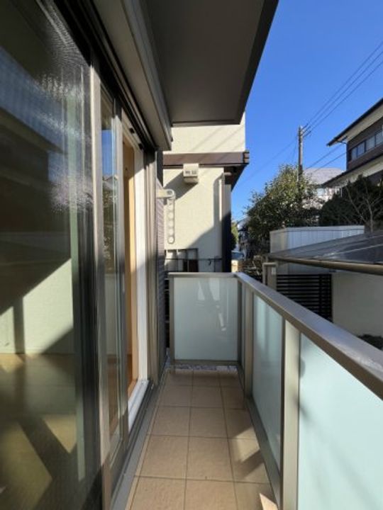 サーラ百合【SHM】の内装