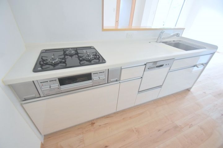広島県広島市南区南蟹屋1(一戸建)の賃貸物件のキッチン