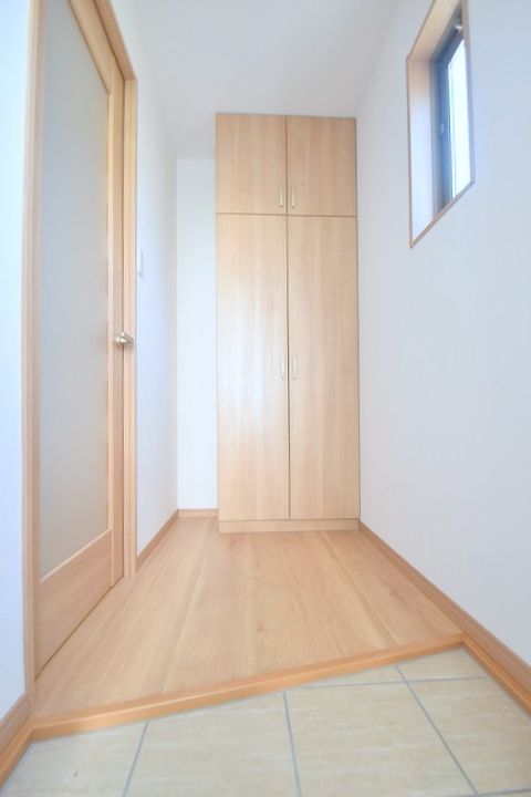 広島県広島市南区南蟹屋1(一戸建)の賃貸物件の玄関