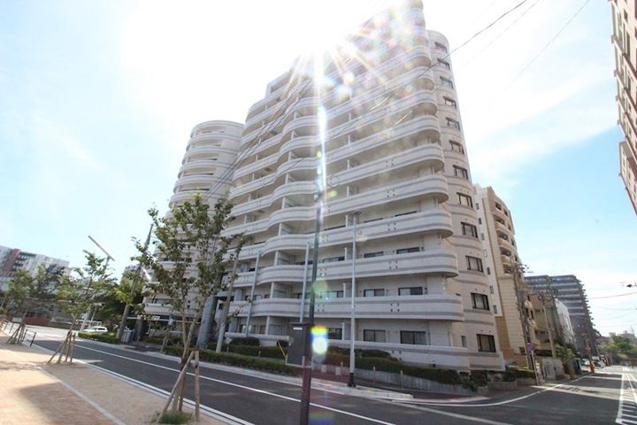 アーティックス大手町の外観