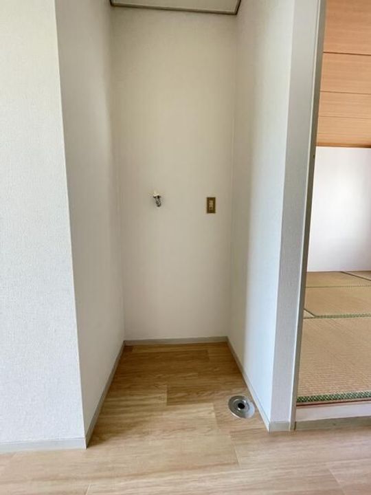 パレーシャル月出の内装