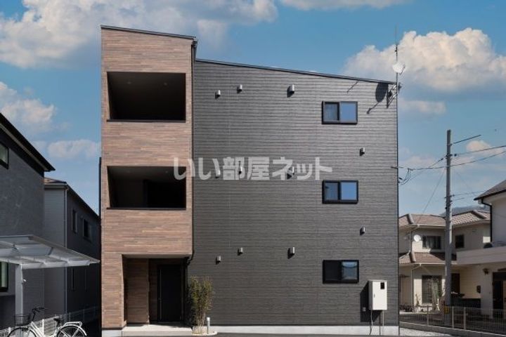 Lien広中新開の外観