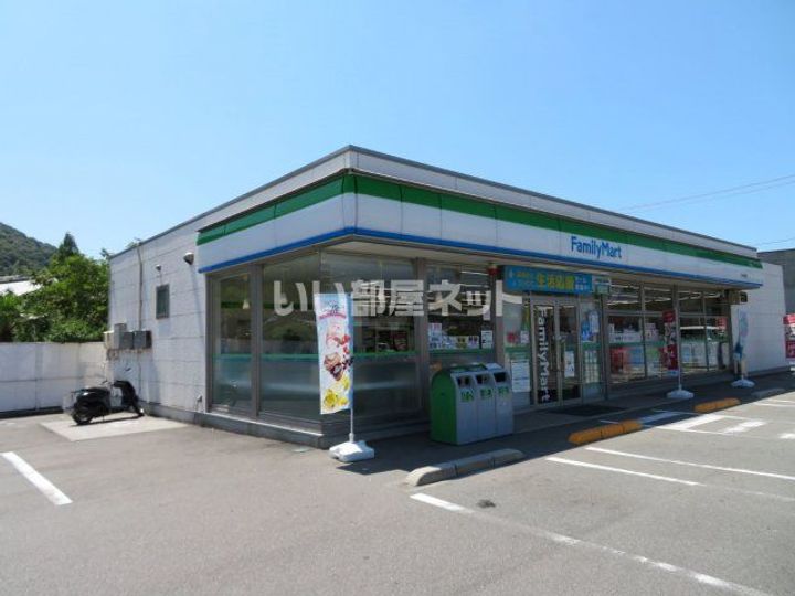Lien広中新開の周辺