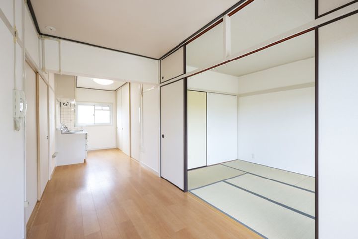 UR金剛の居間